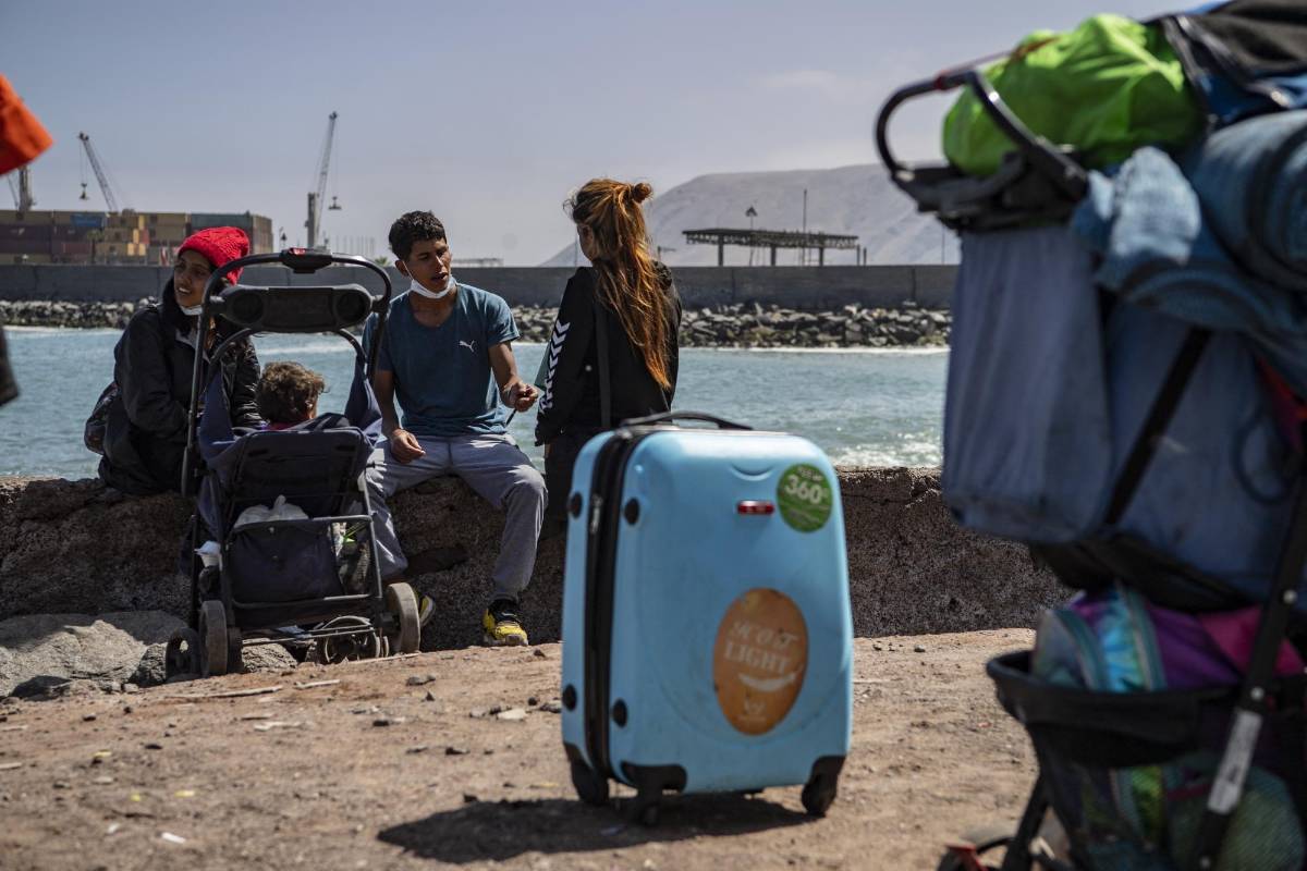 Gobierno de Maduro denuncia “asesinato masivo” de migrantes venezolanos en Colombia