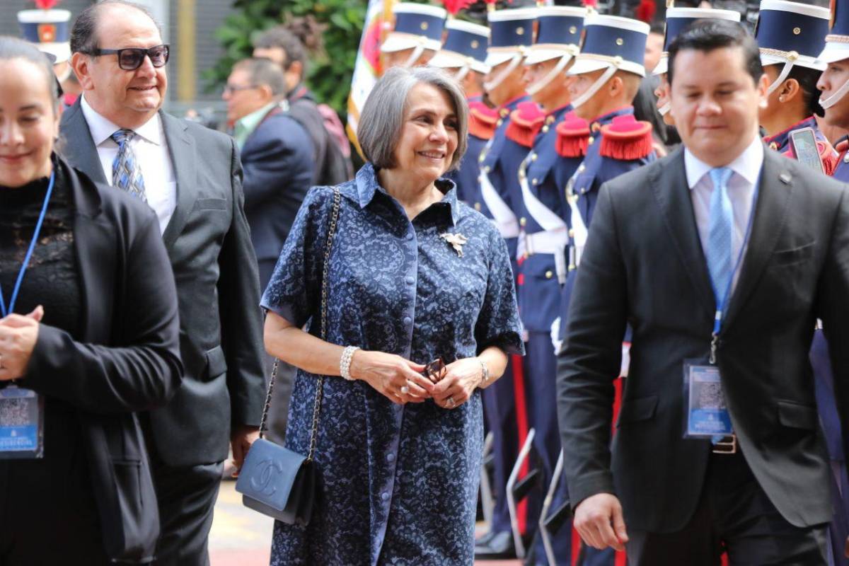 Looks y tendencias de moda en la toma de posesión Honduras 2026