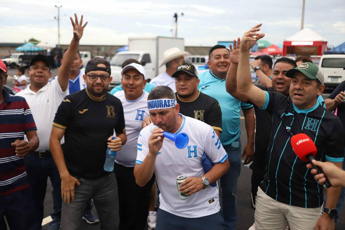Figuras presentes en el Nicaragua-Honduras, bellezas y catrachos sorprenden