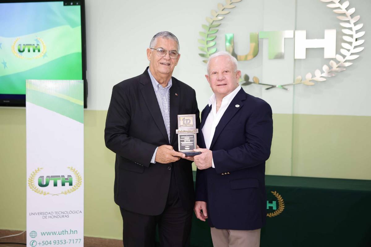 TeleProgreso reconoce labor del empresario Roger Valladares