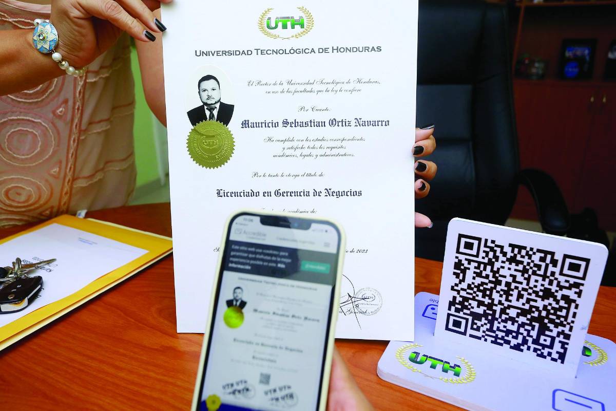 UTH innova al incorporar tecnología “blockchain” en títulos universitarios