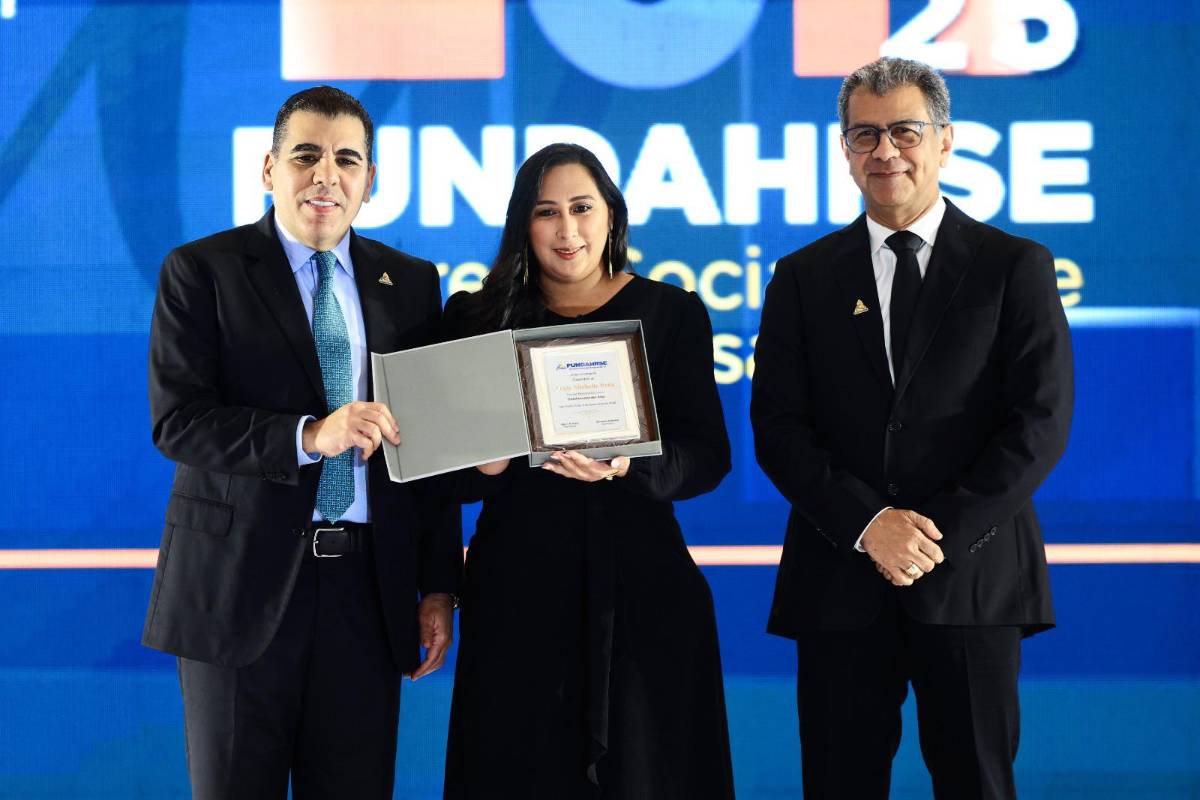 En fotos: Algunos premiados con el Sello FUNDAHRSE 2025