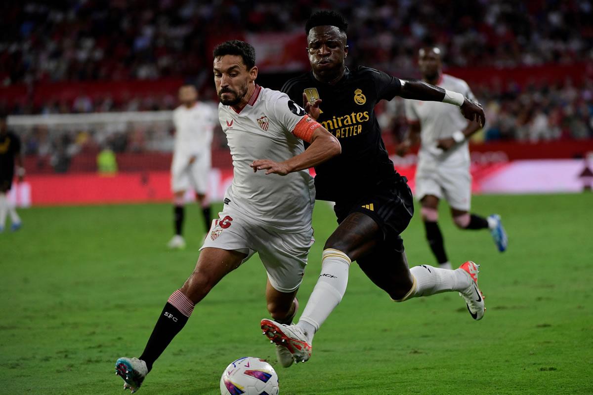 Vinicius y Jesús Navas protagonizaron un gran duelo.