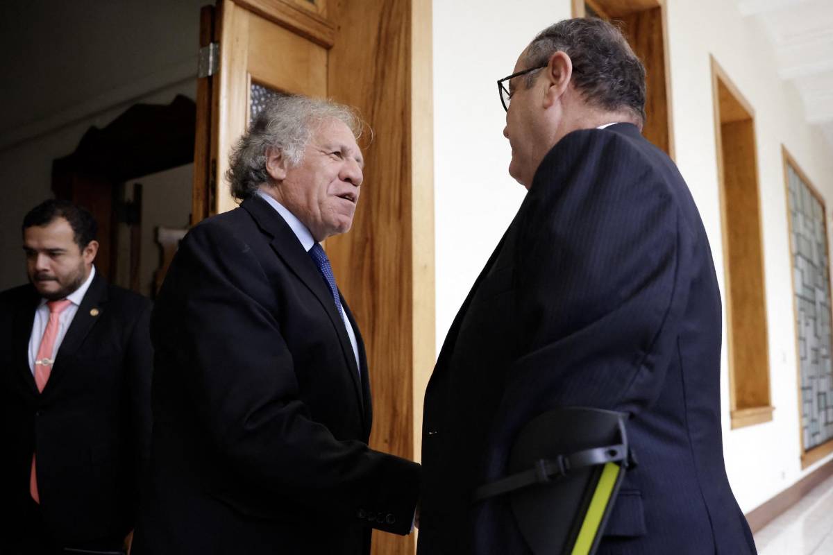 El Gobierno de Guatemala se comprometió a respetar resultados electorales, dice Almagro