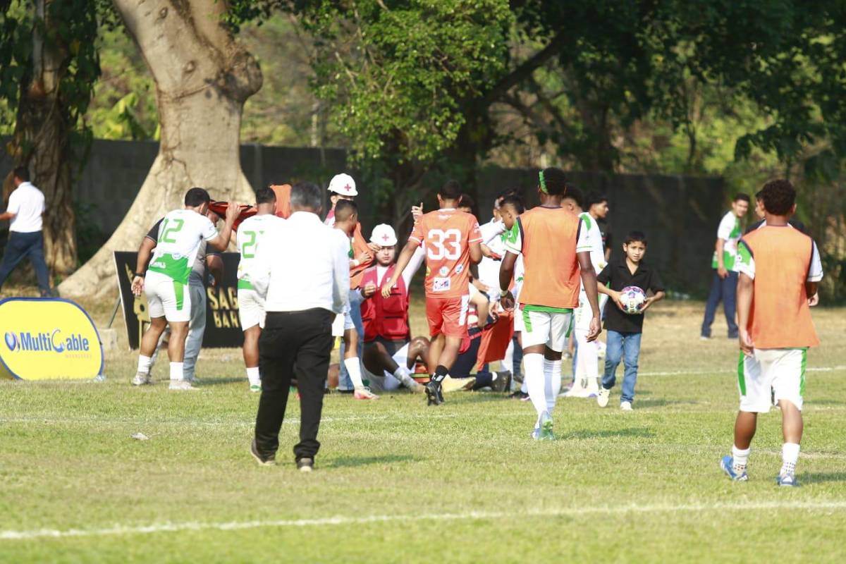 Hondupino campeón, tristeza del Brasilia y jugador fue retirado en ambulancia