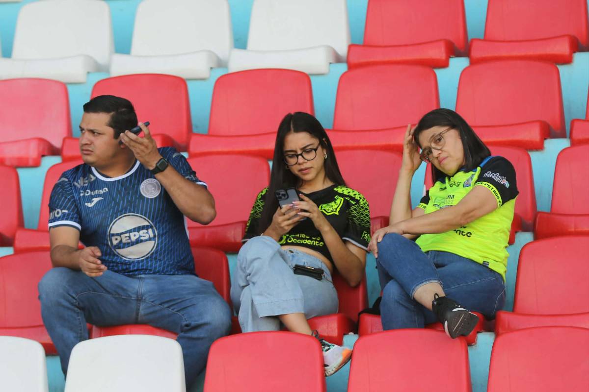 Motagua amarga al Olancho, nueva polémica, beso y lindas chicas en el Nacional