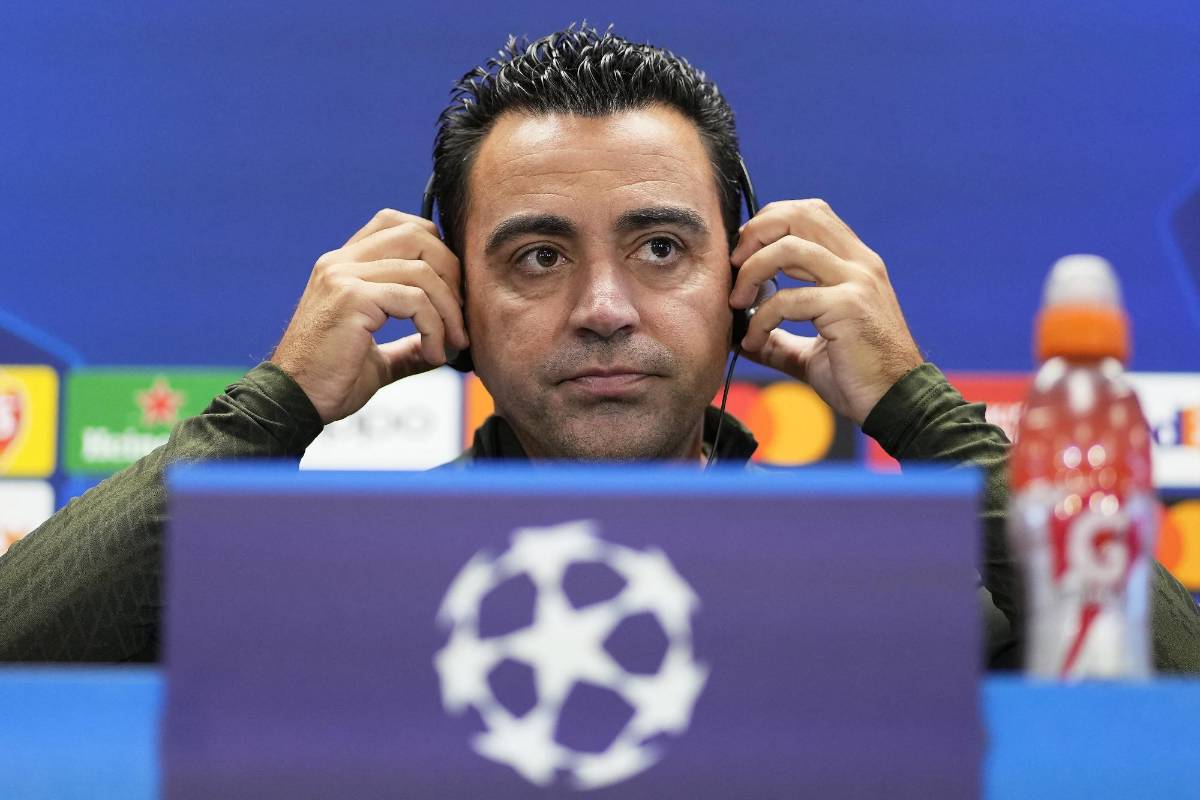 Xavi en conferencia de prensa previo al partido por la jornada 3 de la Champions League ante el Shakhtar Donetsk.