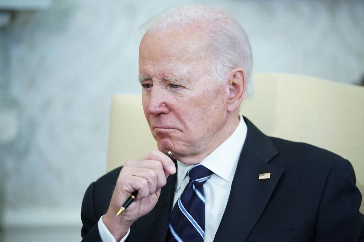 Hallan otros seis documentos confidenciales en residencia familiar de Biden