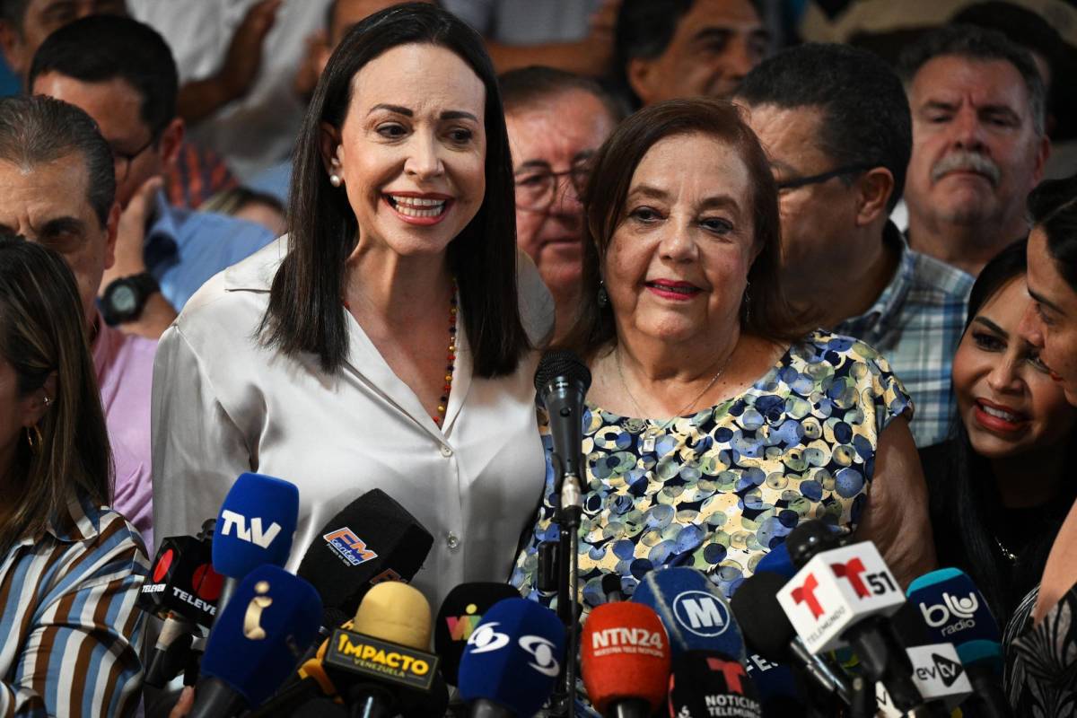 María Corina Machado seguirá siendo el rostro de la campaña de la oposición y espera que sus simpatizantes voten por su candidata designada en los comicios.