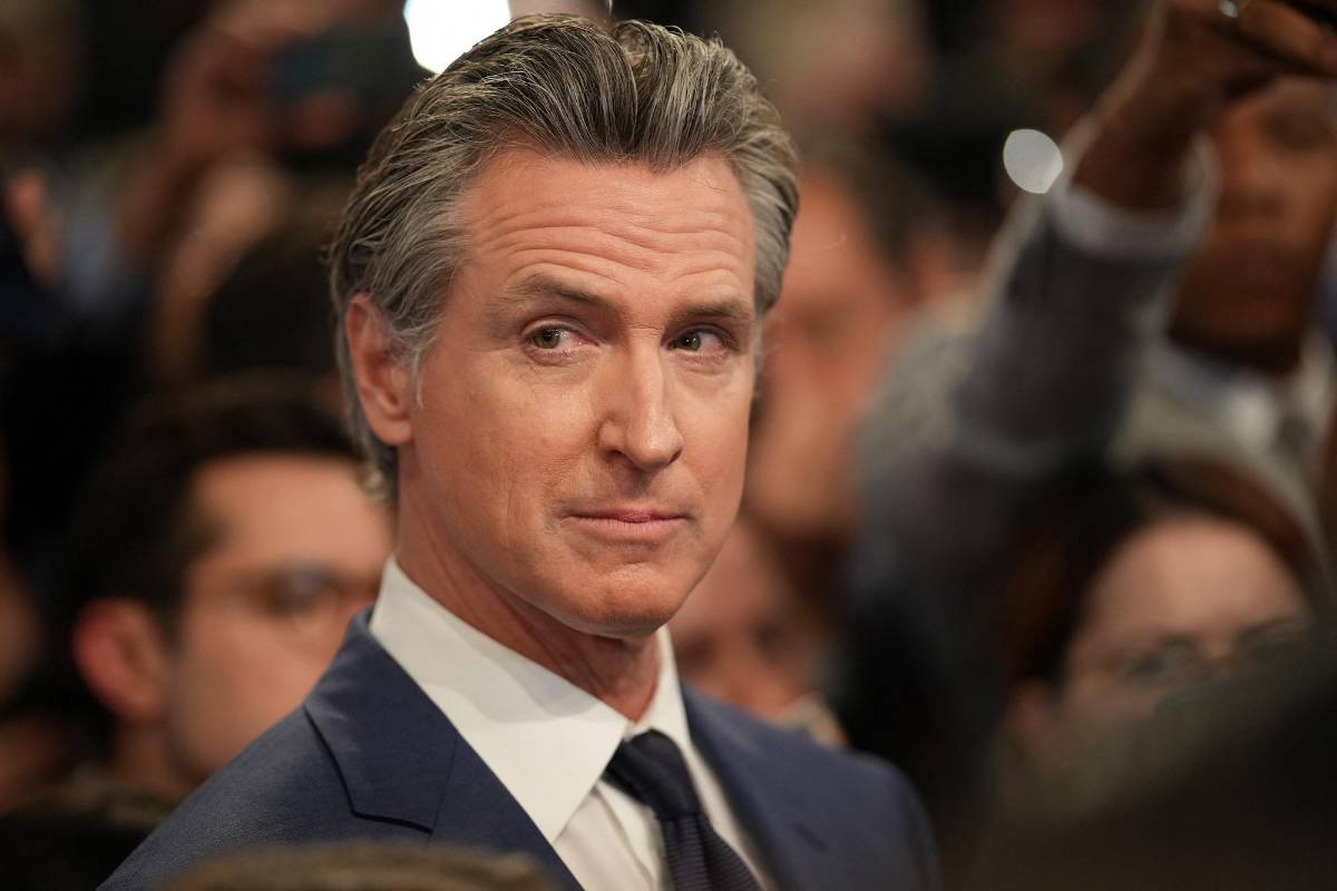 El Gobernador de California, Gavin Newsom, es uno de los favoritos en el Partido Demócrata para sustituir a Biden como candidato, en caso de que el mandatario renuncie a la nominación.