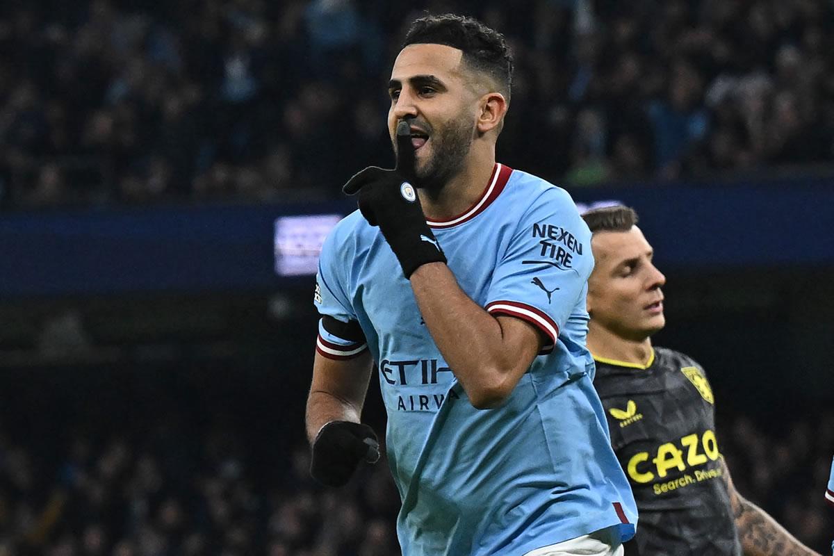 Así celebró Riyad Mahrez su gol para la victoria del Manchester City.