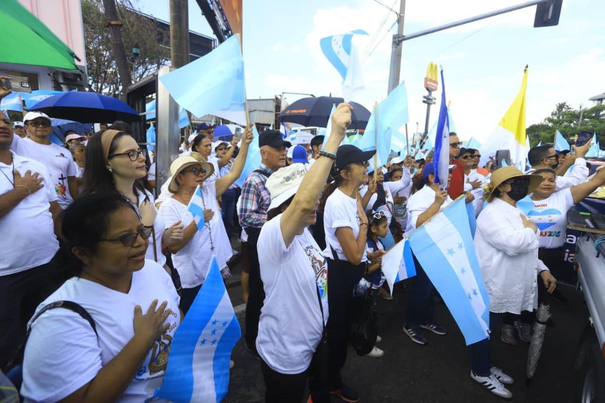 Las mejores fotos de la caminata de oración de los cristianos en Honduras