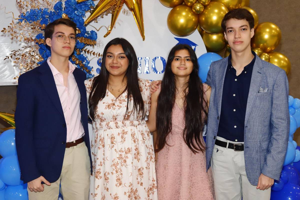 Happy New Dawn: Desayuno de los seniors 2026