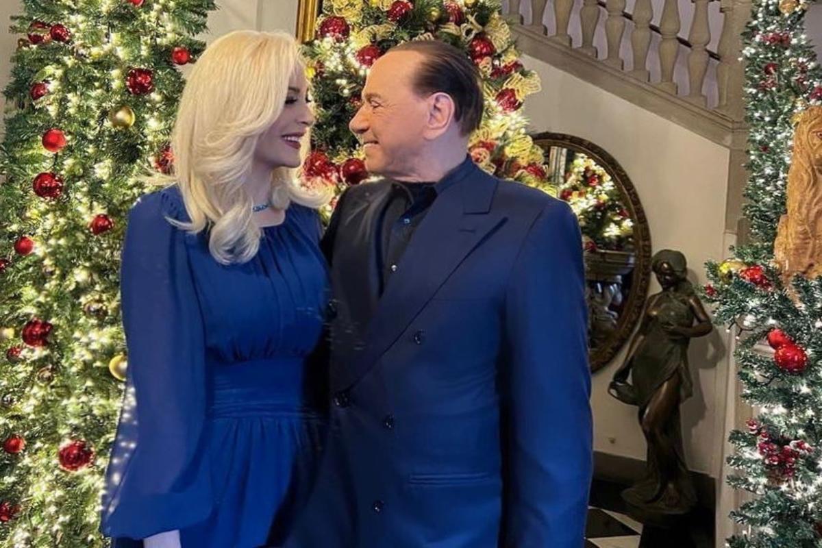 Berlusconi reparte su fortuna entre su familia y su novia de 30 años de edad