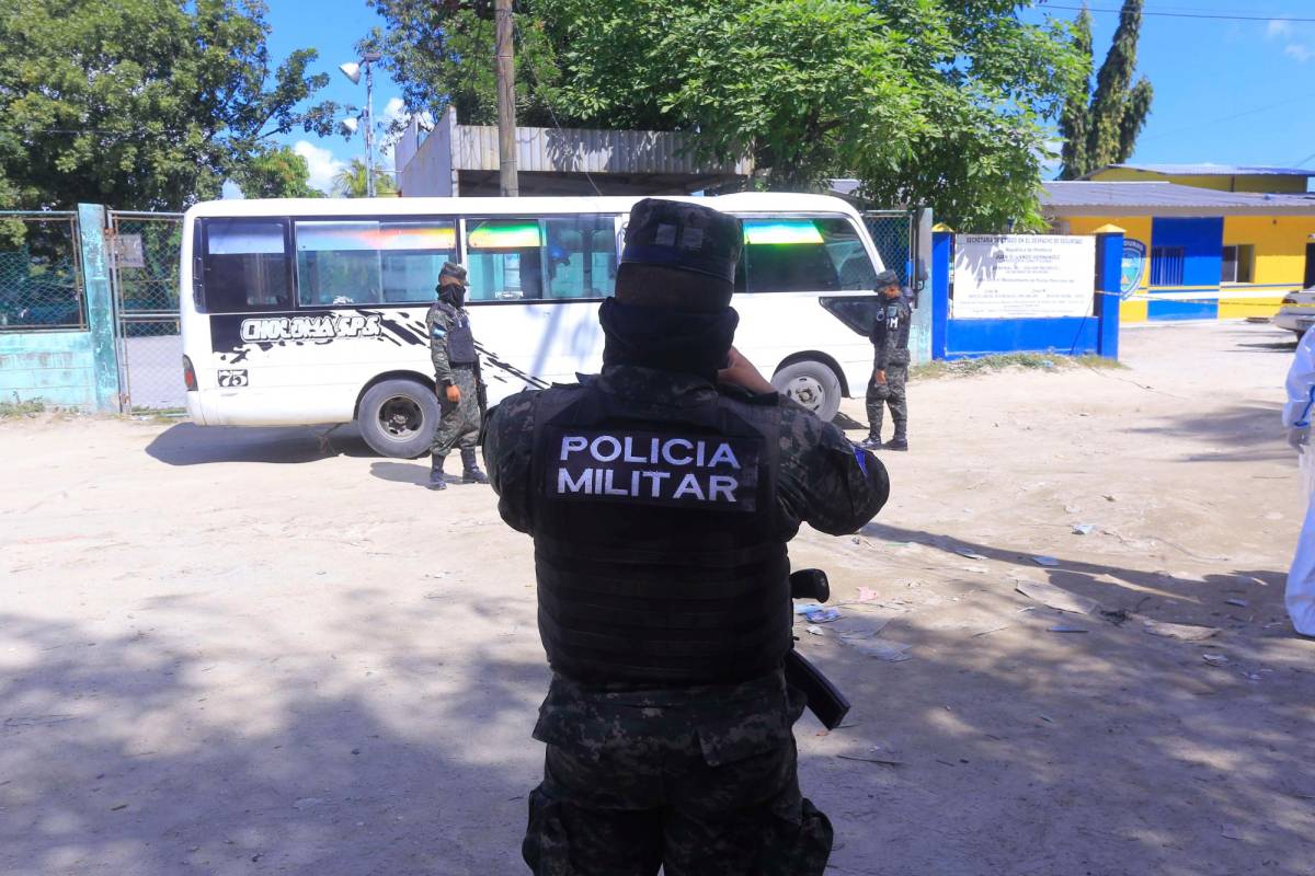 Exmilitar muere al oponerse a asalto en bus de Choloma