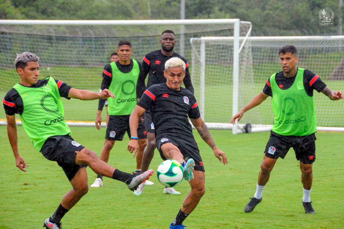 Andy Nájar estuvo entrenando con el Olimpia por varias semanas.