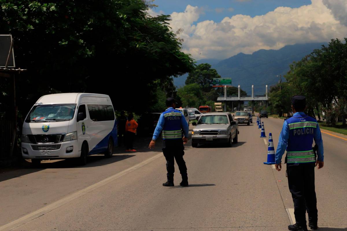 Tránsito emitirá licencias de conducir este sábado