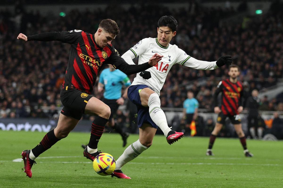 El Tottenham se quedó en la posición 5 de la Premier League con 39 unidades.