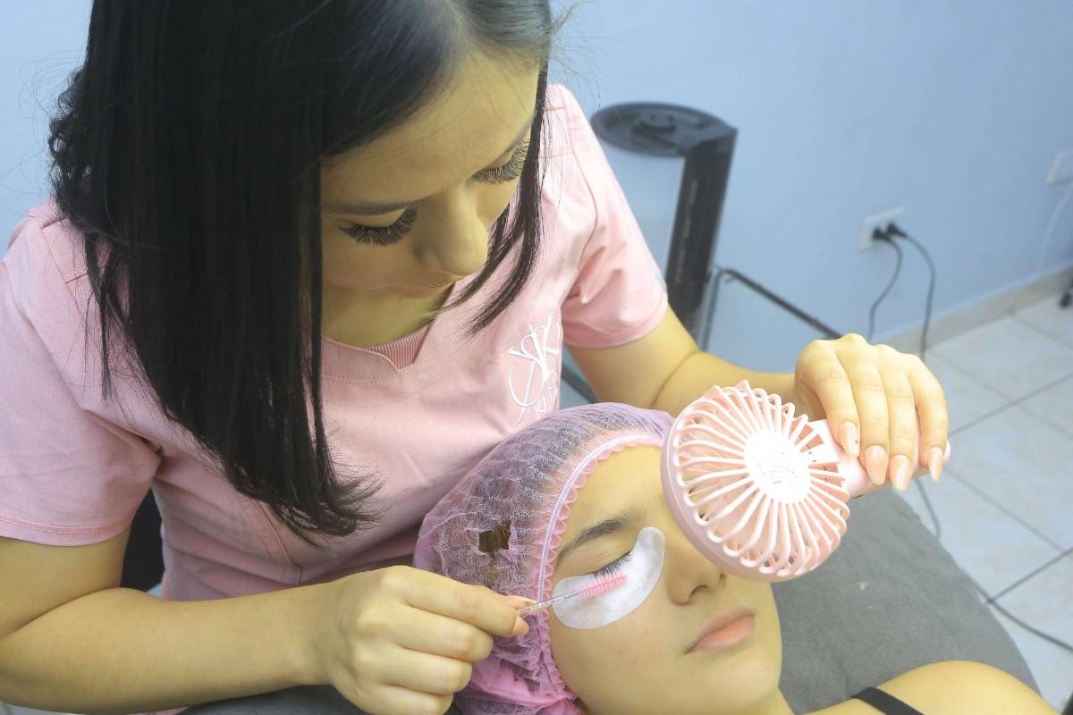 Todo sobre las extensiones de pestaña pelo a pelo y su refill