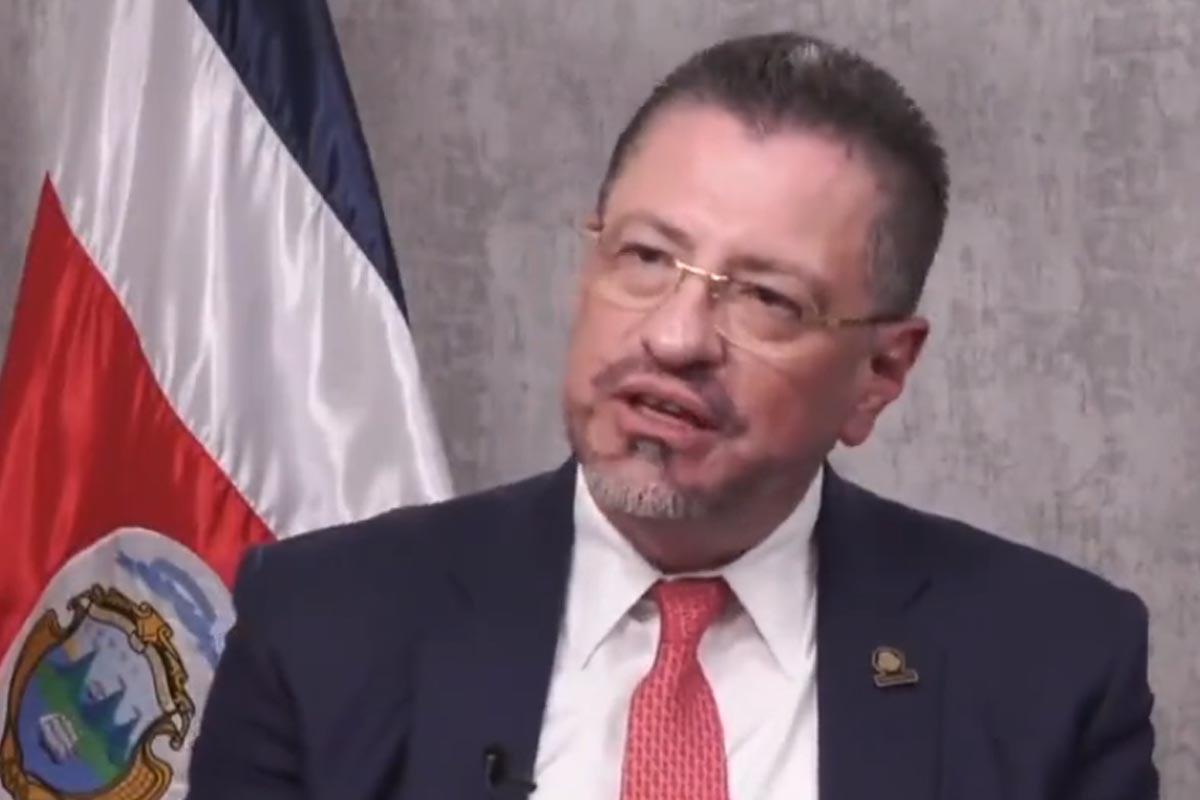 Canciller de Costa Rica: Es falso que se haya cancelado el visado a hondureños