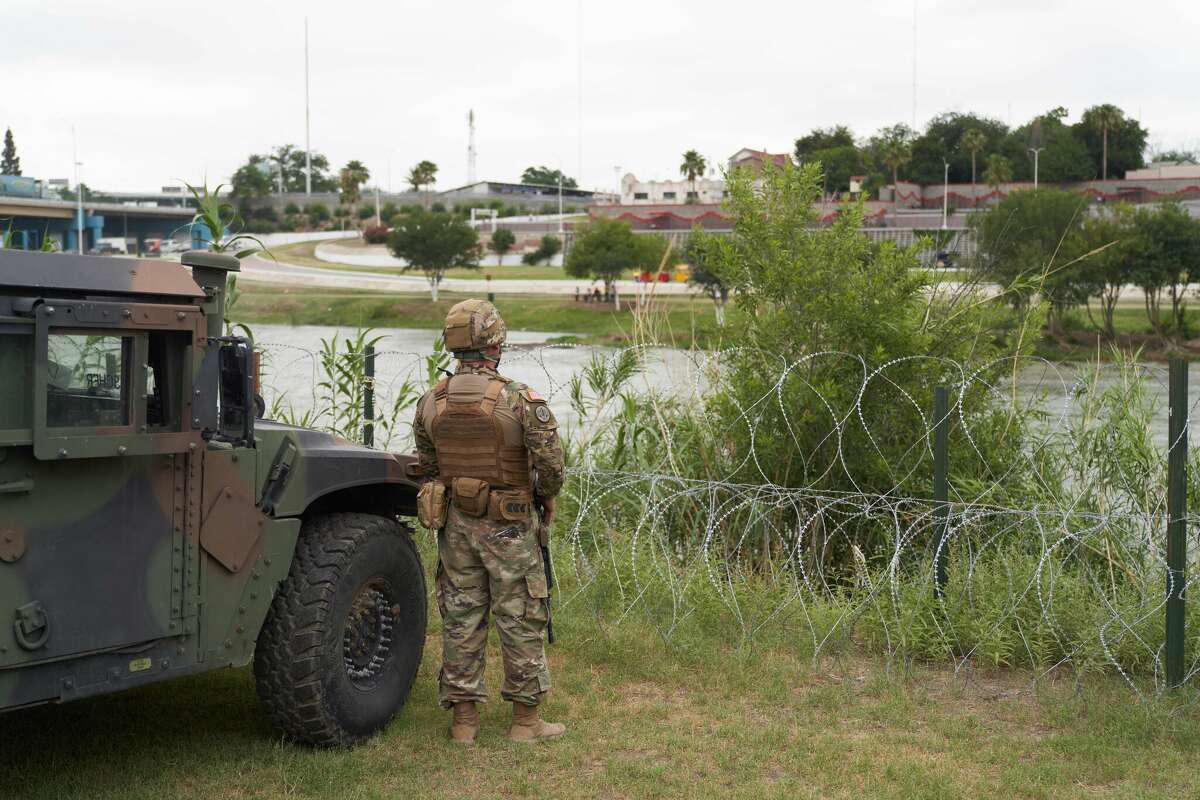 Texas desplegó a la Guardia Nacional en la frontera desde diciembre pasado tras registrar cruces masivos desde México.
