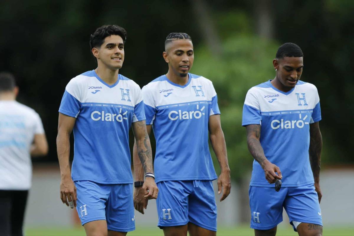 Selección de Honduras con nuevos legionarios, gesto de Palma e invitada especial