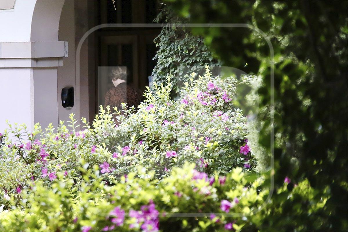 Laura Dogu se reúne con Xiomara Castro en Casa Presidencial