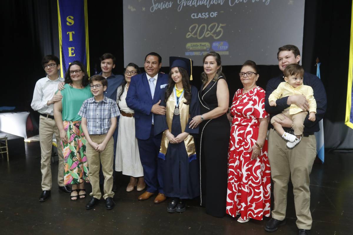 Emotiva graduación de la Clase 2025 del Instituto Big Step