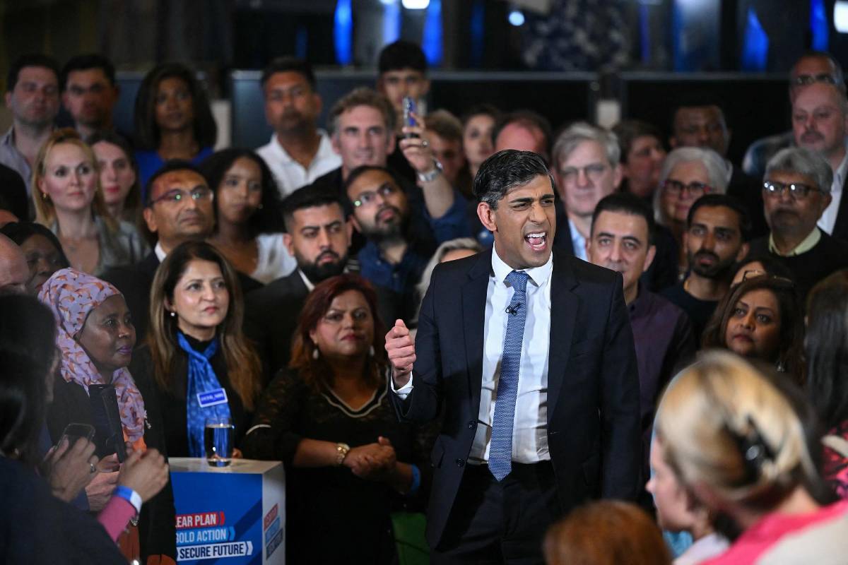 Los laboristas británicos, a las puertas del poder tras catorce años en la oposición