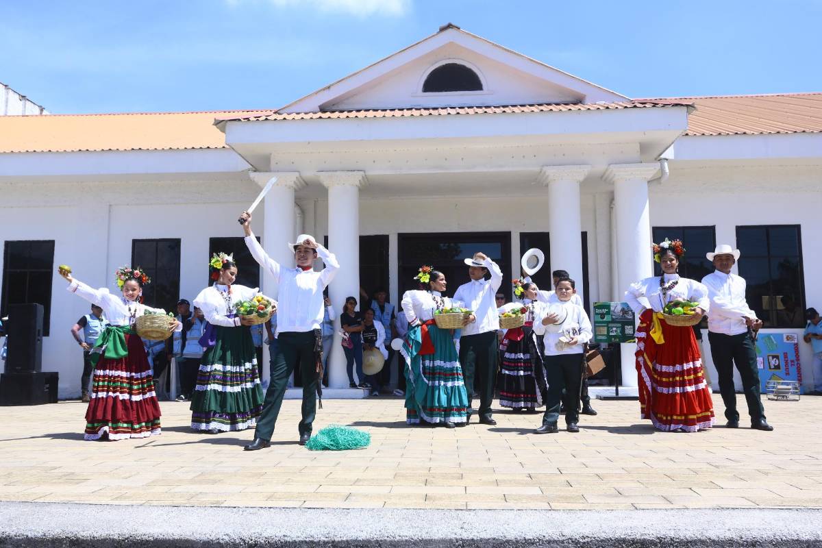 Imágenes de la marcha “Todos contra el dengue” en San Pedro Sula