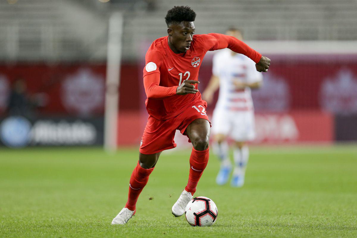 Alphonso Davies lidera la convocatoria de Canadá.