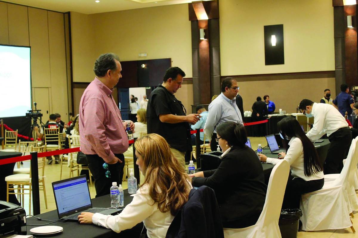 Denuncian masiva afiliación de nuevas empresas a la CCIC