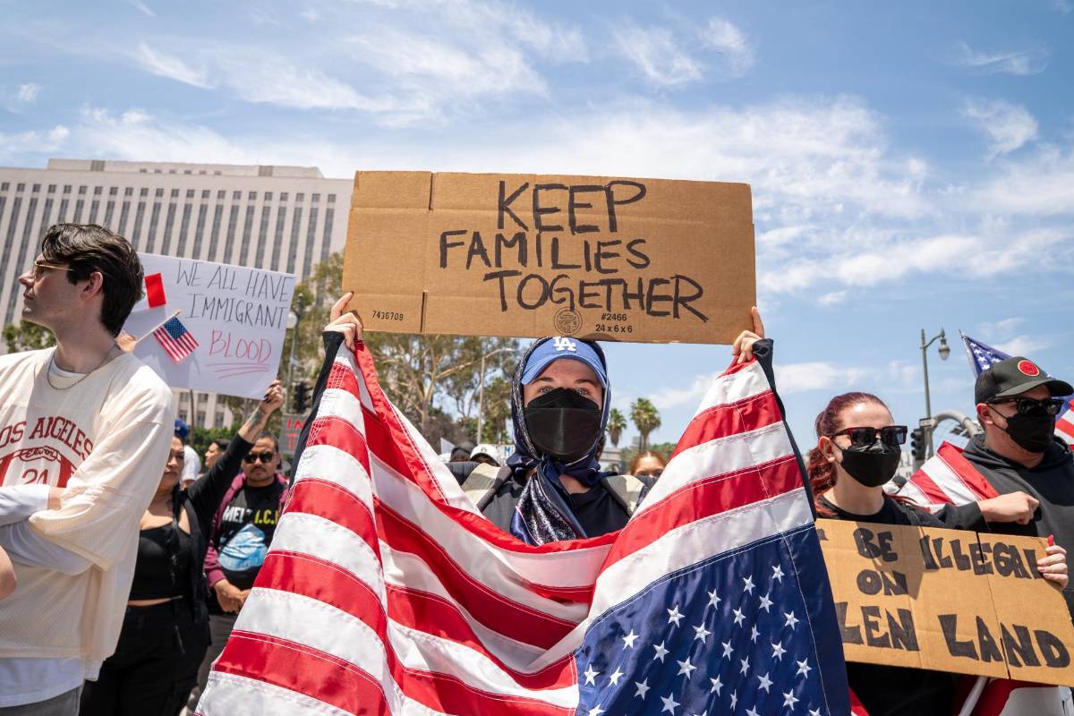 Los Ángeles se rebela contra Trump: El pueblo unido jamás será vencido