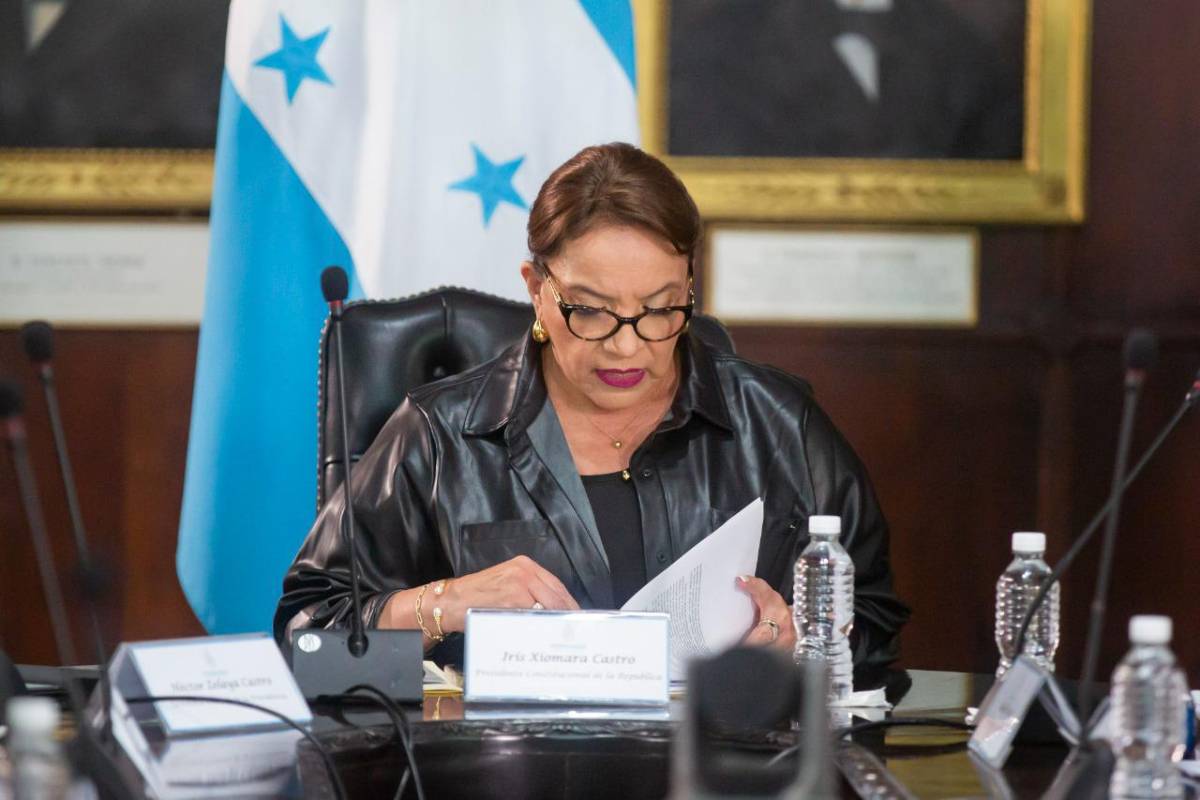 Xiomara Castro anuncia intervención al Instituto de la Propiedad