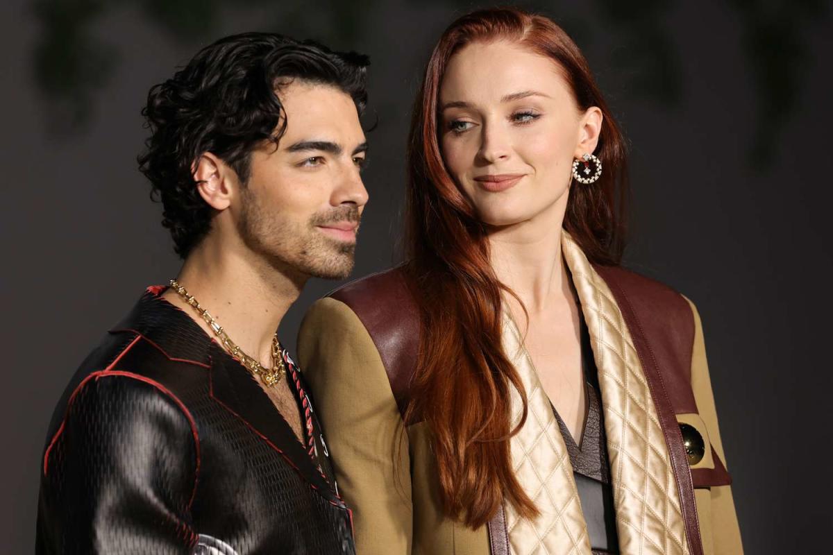 Joe Jonas y Sophie Turner acuerdan mantener a sus hijas en Estados Unidos