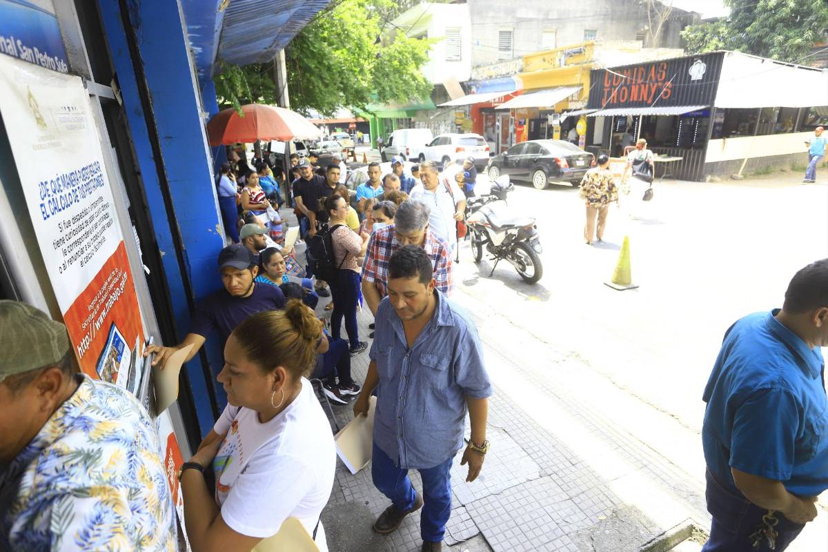 Limitado acceso a empleo enfrentan mayores de 35 años