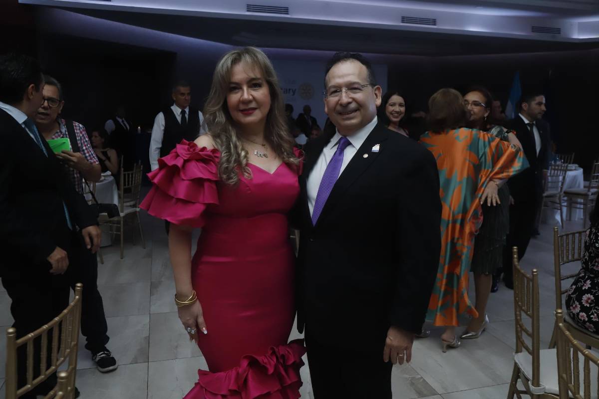 Club Rotary San Pedro Sula juramenta a sus nuevos directivos