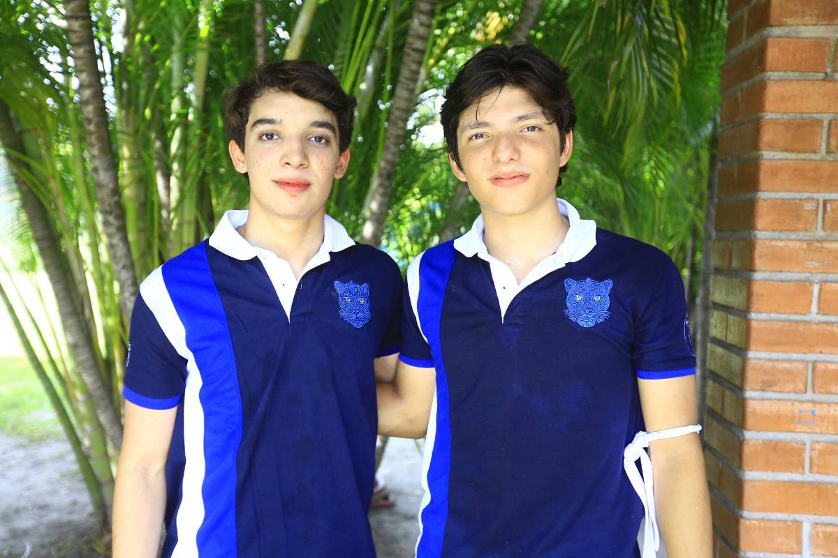 Seniors de Seran School celebran a lo grande su inicio de clases