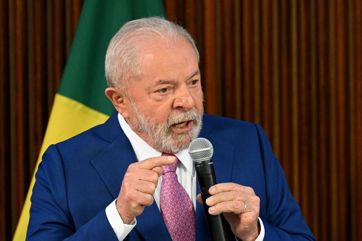 Lula retoma las riendas en Brasilia, 1,500 detenidos tras vandalismo a sedes del gobierno
