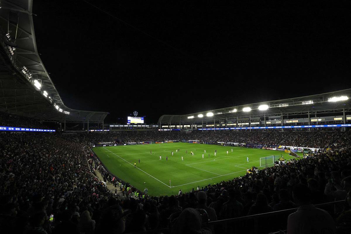 El estadio Dignity Health Sports Park de Carson, abarrotado para ver a Messi ante el Galaxy.