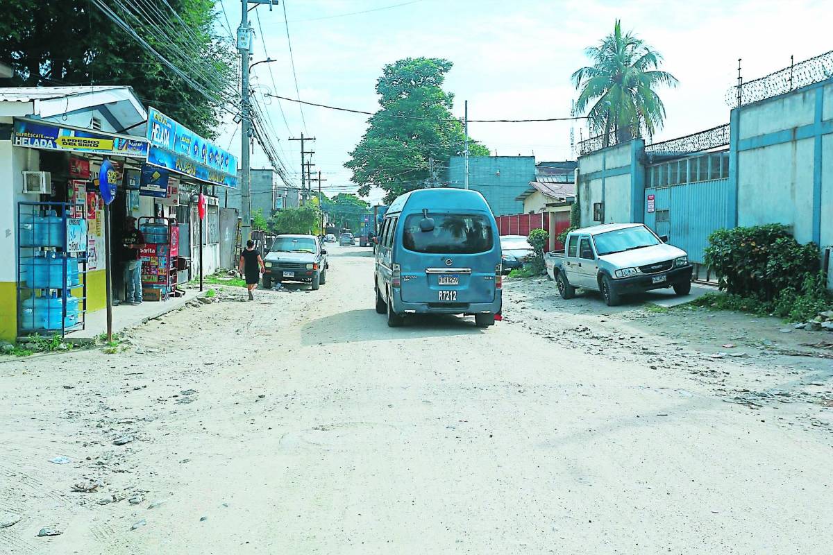 Colonia Guadalupe:  vecinos exigen pavimentación desde hace 25 años