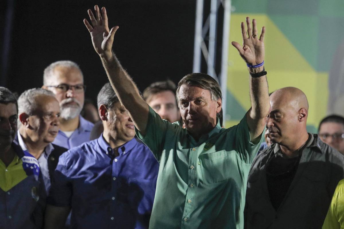 Bolsonaro denuncia que existen maniobras para favorecer a Lula en elecciones en Brasil