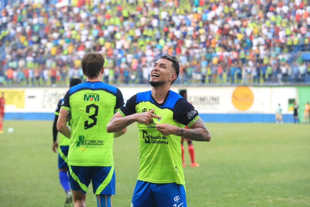 Erick Andino fue el MPV al marcar un doblete ante Real España.