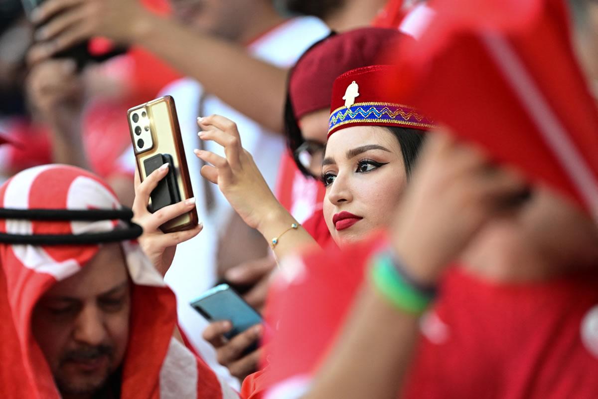 Danesas y tunecinas son furor en el Mundial de Qatar 2022