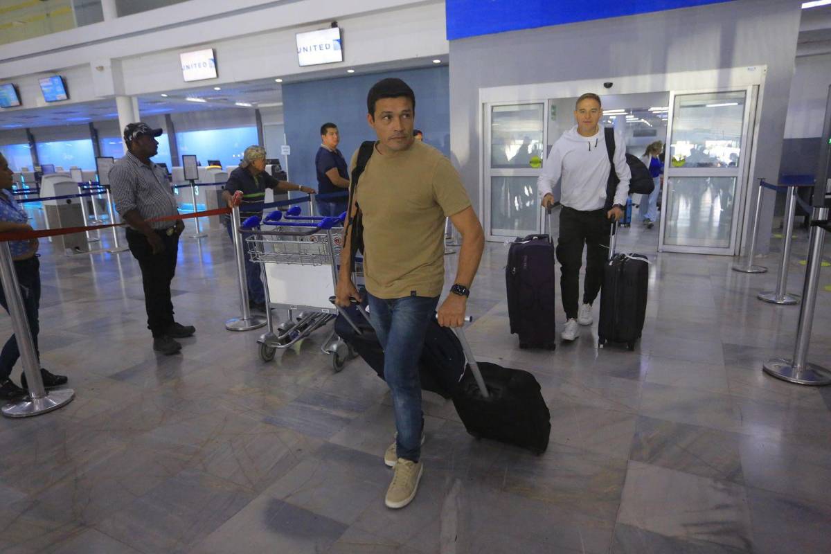 Hernán “La Tota” Medina dirigirá al Victoria junto al asistente Leo Torres.