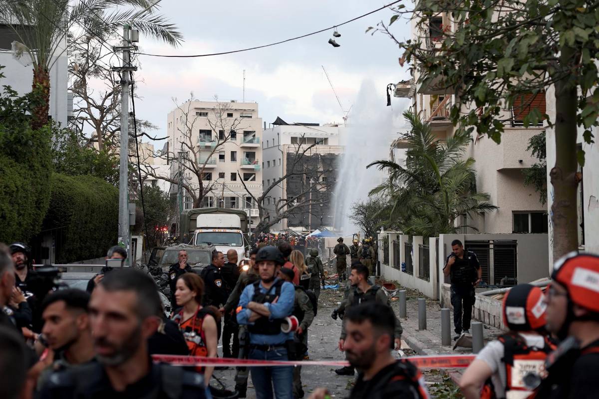 Irán golpea a Israel: explosiones y destrucción tras nueva oleada de ataques