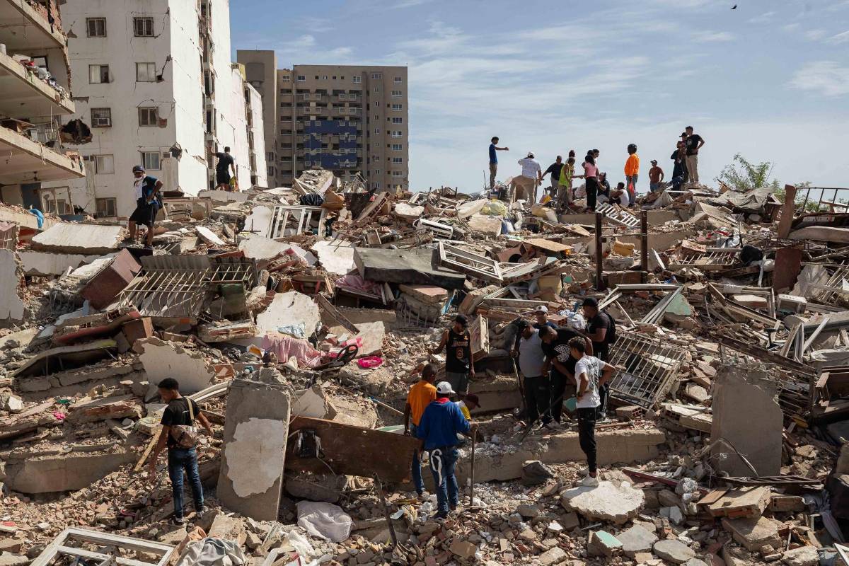 El angustioso rescate de Hernán, el vigilante que resiste el doble terremoto de Venezuela