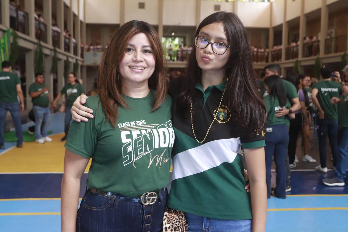 FOTOS: Seniors 2026 de la Franciscan School celebran su entrada triunfal