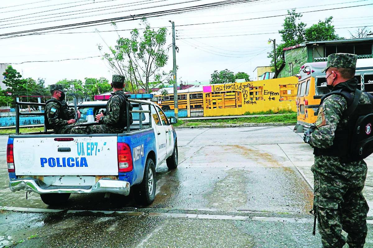 Equipos policíacos anti extorsión tienen el reto de erradicar el flagelo profundo que afecta al transporte.