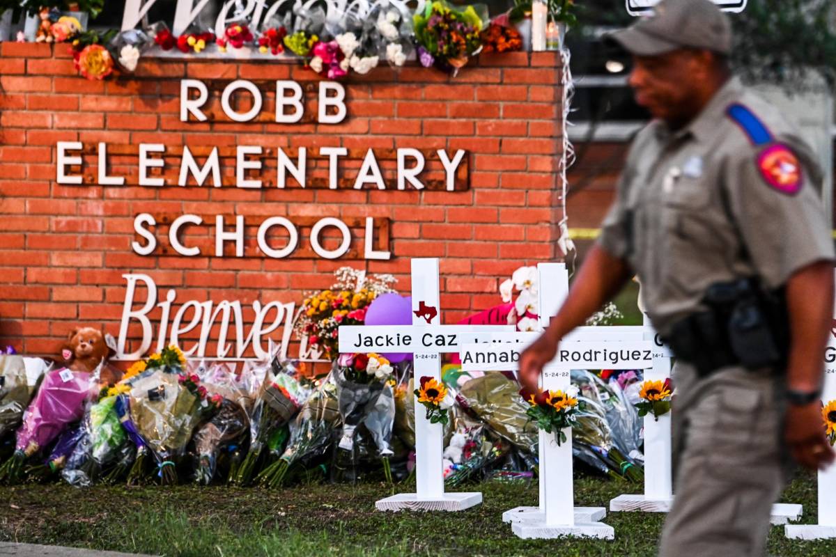 19 niños y dos maestras murieron durante la masacre escolar en una escuela de Texas.